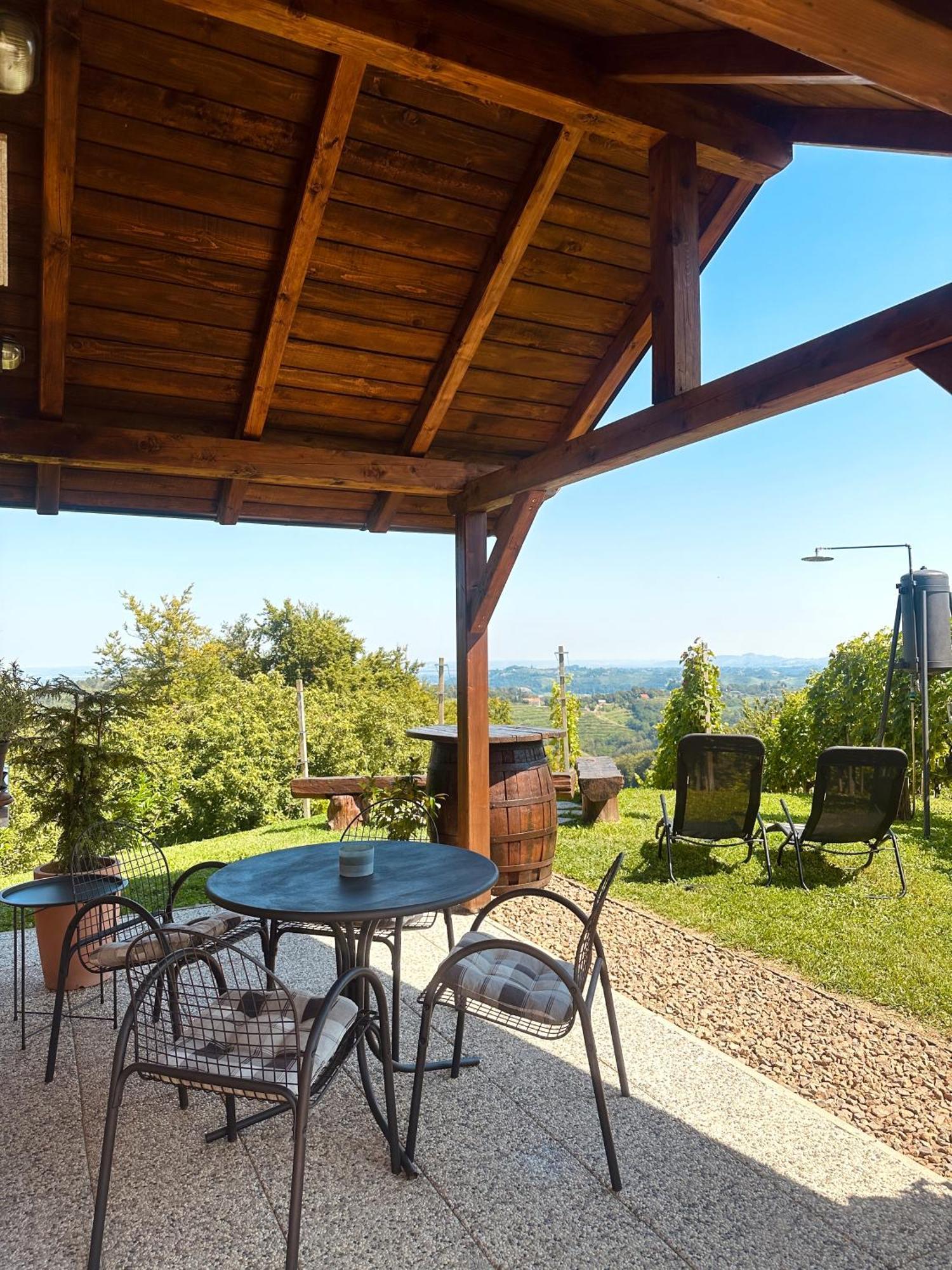 Holiday House Tomajna Podlehnik Экстерьер фото