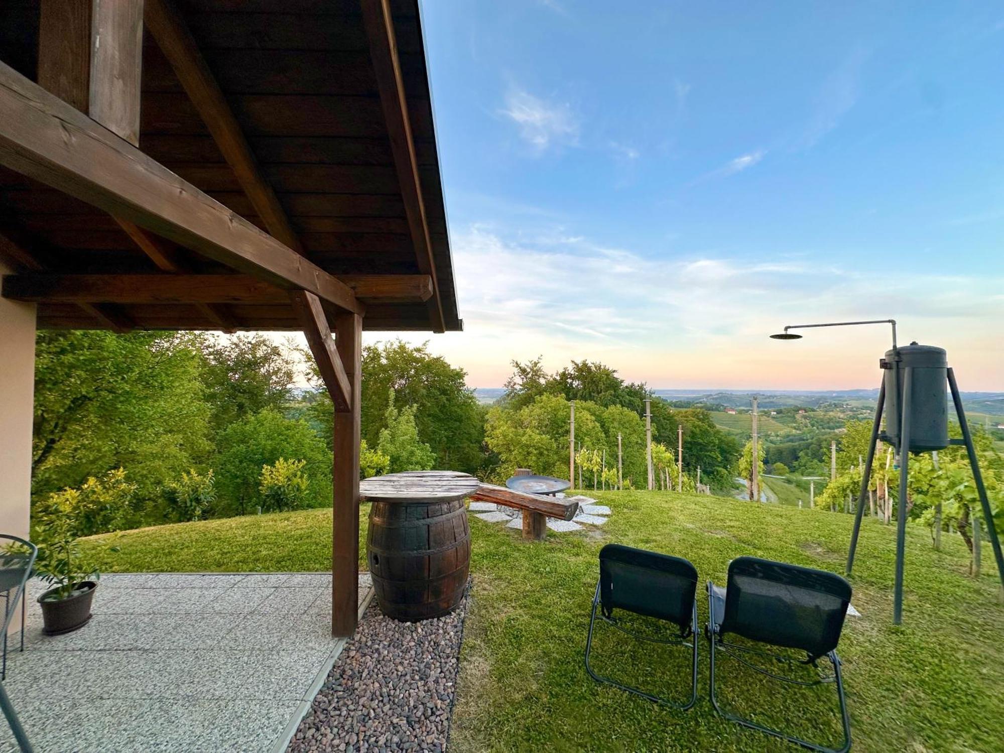 Holiday House Tomajna Podlehnik Экстерьер фото